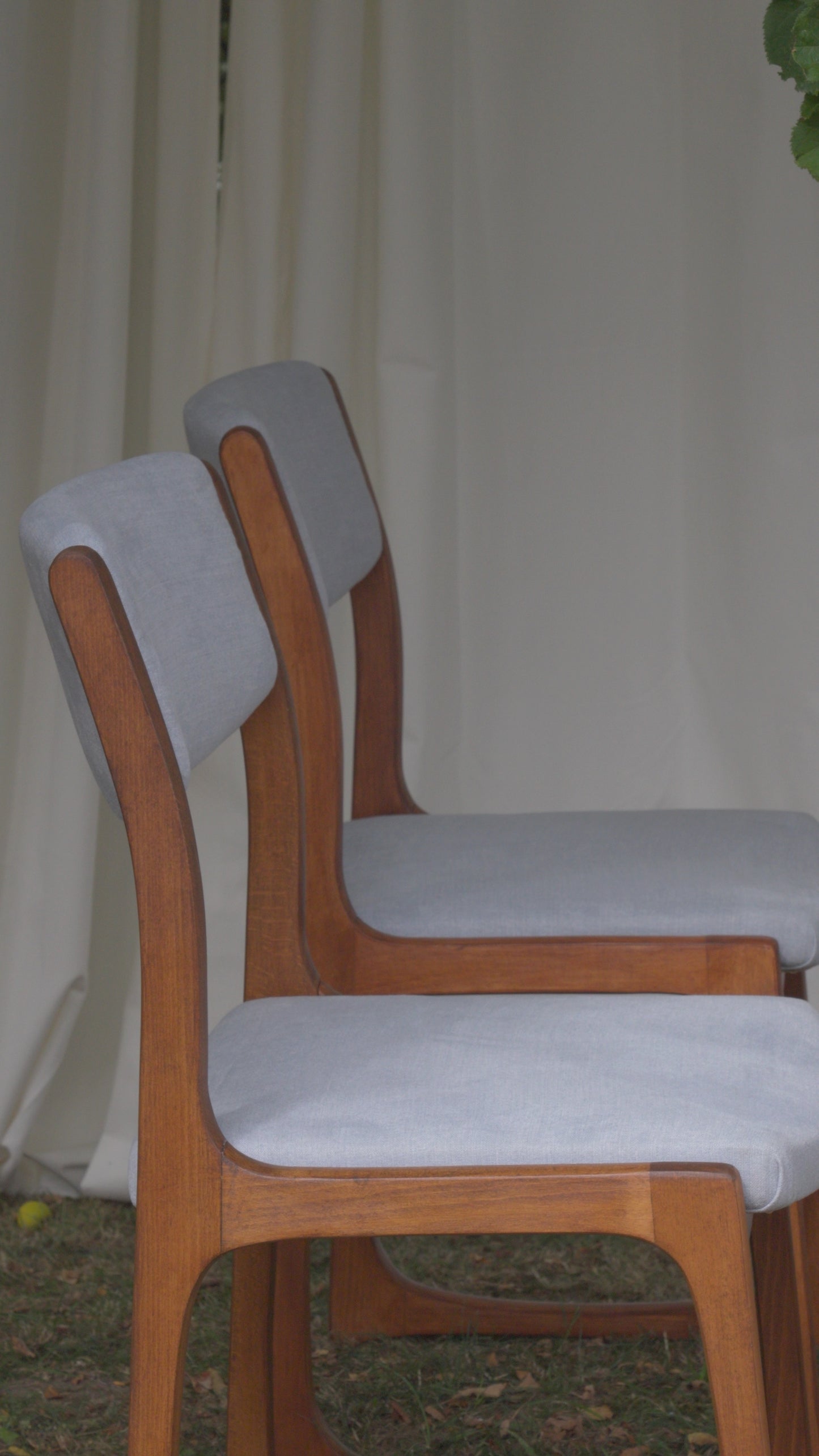 CHAISES TRAÎNEAU VINTAGE ANNÉES 60