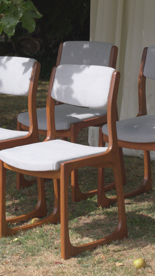 CHAISES TRAÎNEAU VINTAGE ANNÉES 60
